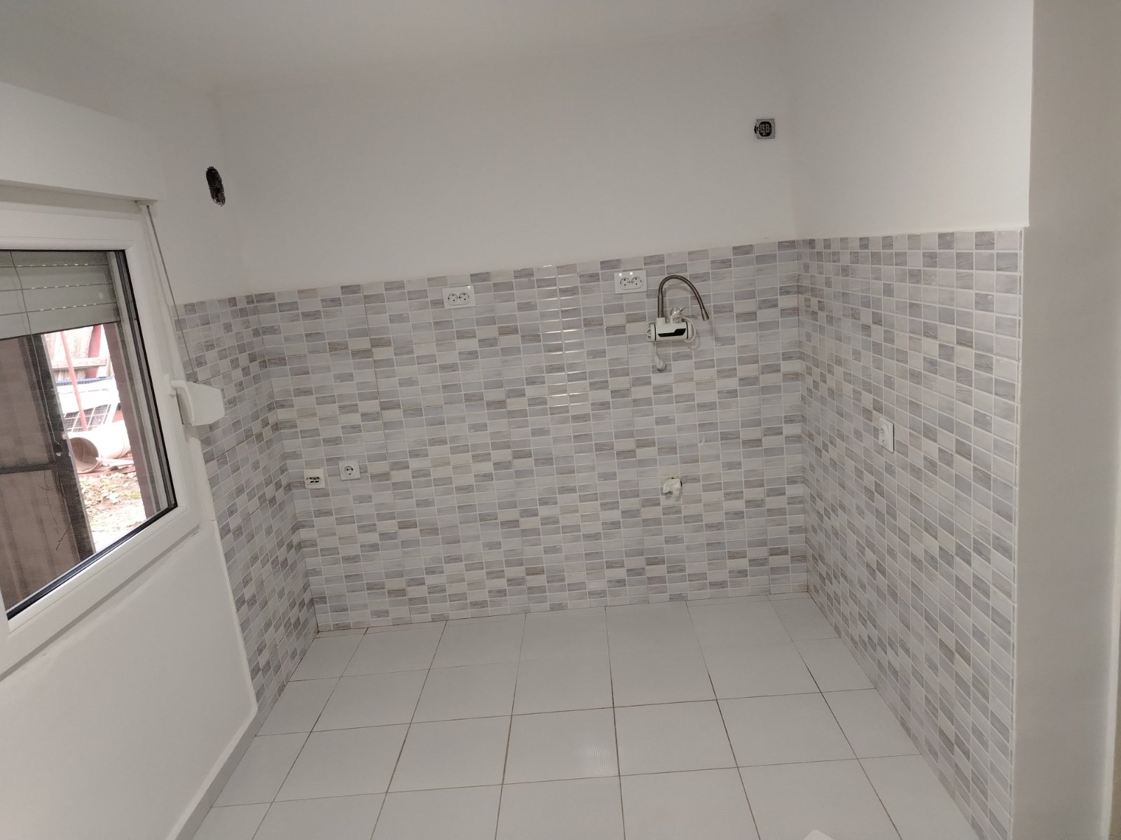 Prodajem deo kuce u Pancevu 3