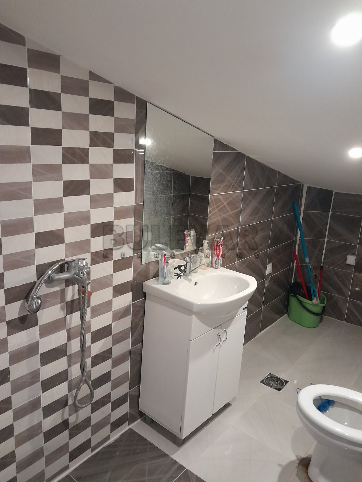 Jednosoban stan, 45 m2, Medijana, Sretena Stefanovića ID: i-010506 9