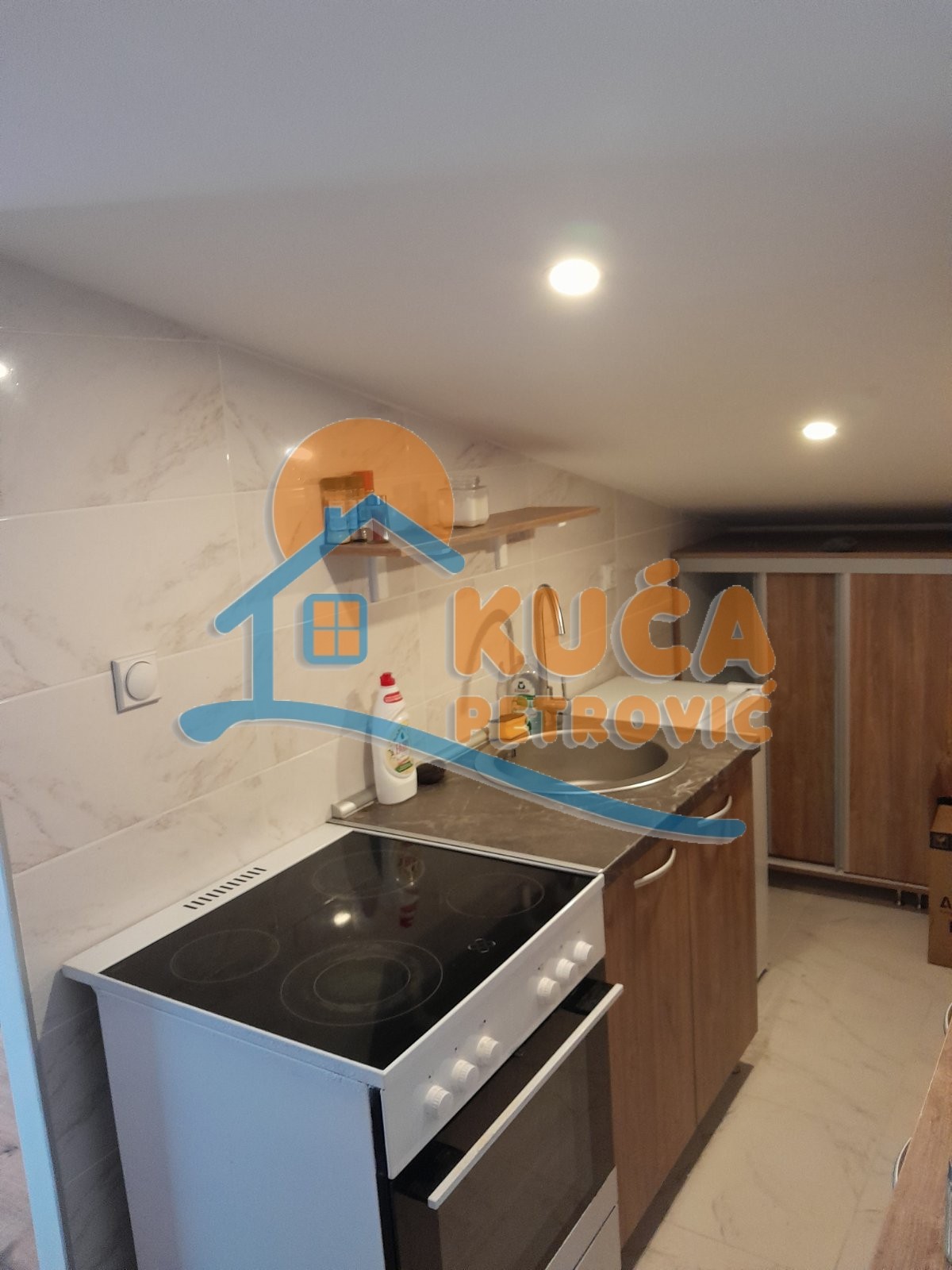 Jednosoban stan, 45 m2, Medijana, Sretena Stefanovića ID: i-010506 3