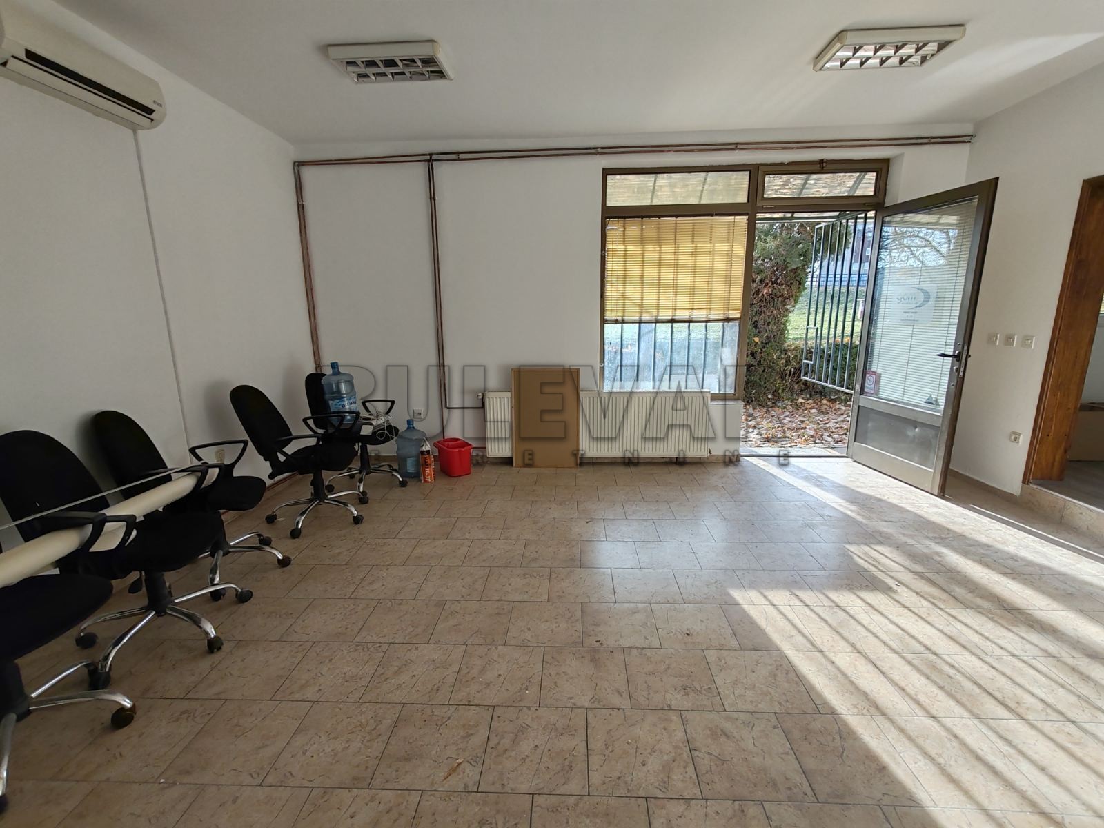 Lokal, 46 m2, Šantićeva ID: i-012940 7