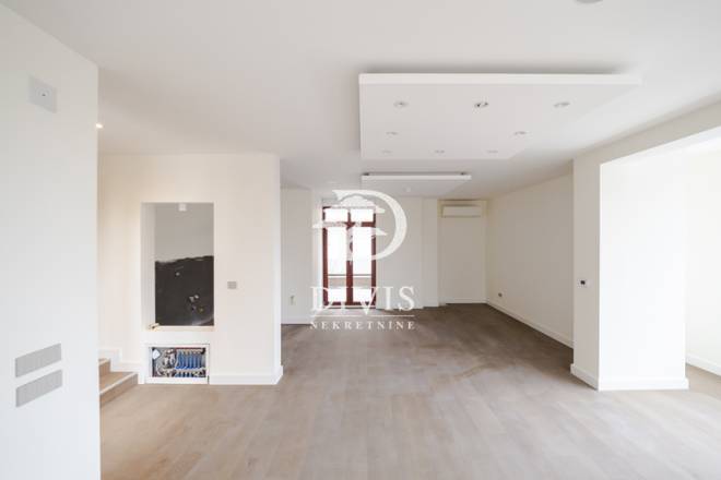 Izdajemo nov 4 0 stan  na Senjaku  Milovana glišića  novogradnja 1