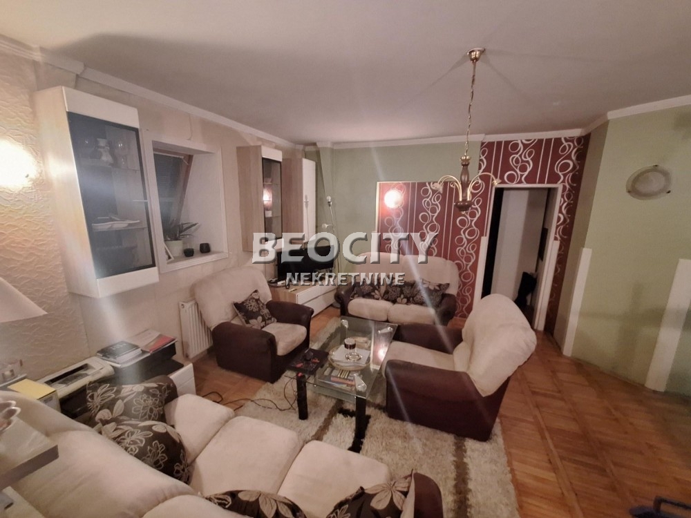 četvorosoban stan, 85 m2, Novi Sad, Trg Mladenaca ID: 114143 1