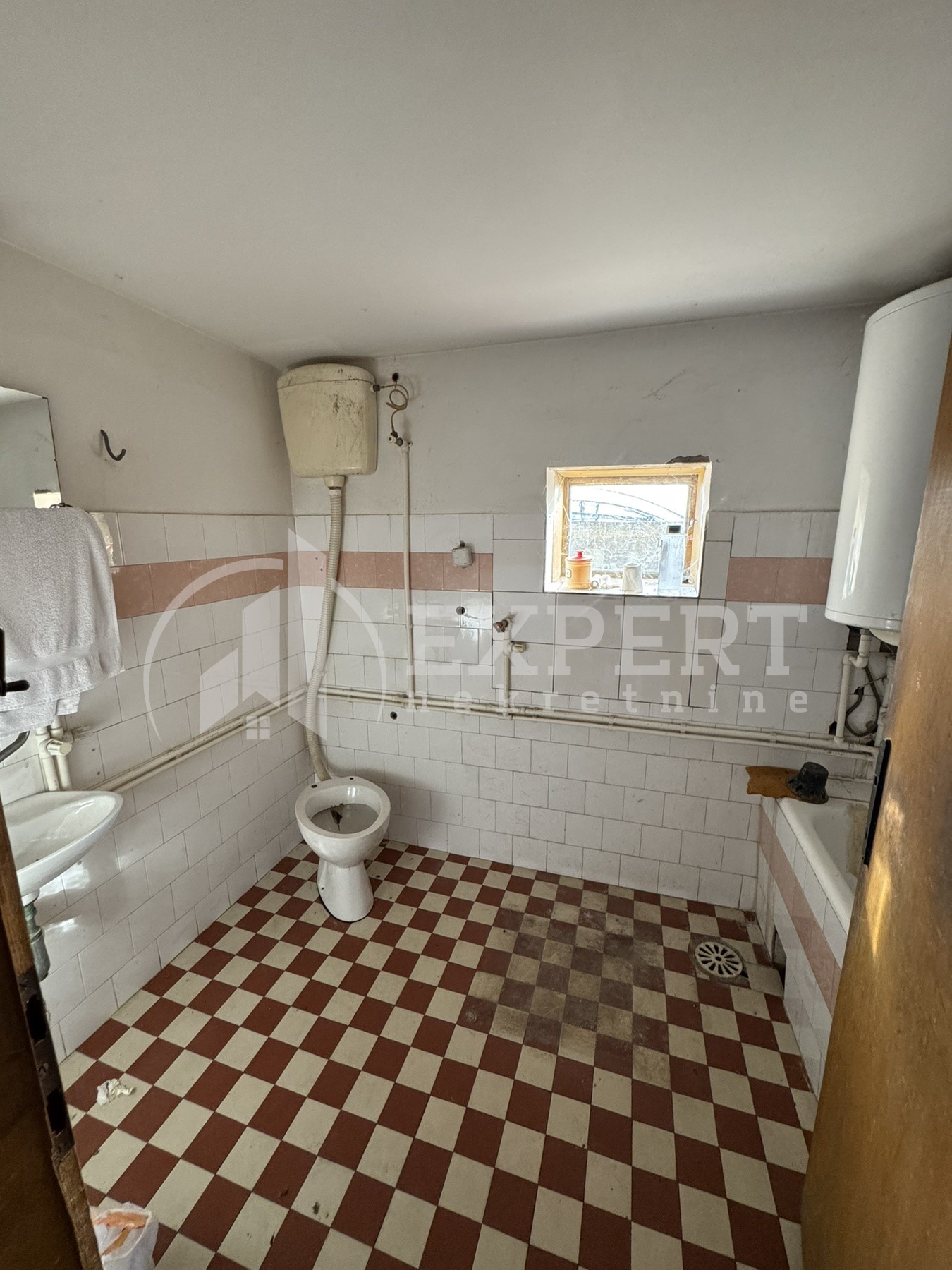 četvorosobna kuća, 144 m2, Palilula, Novo selo ID: p-012993 3