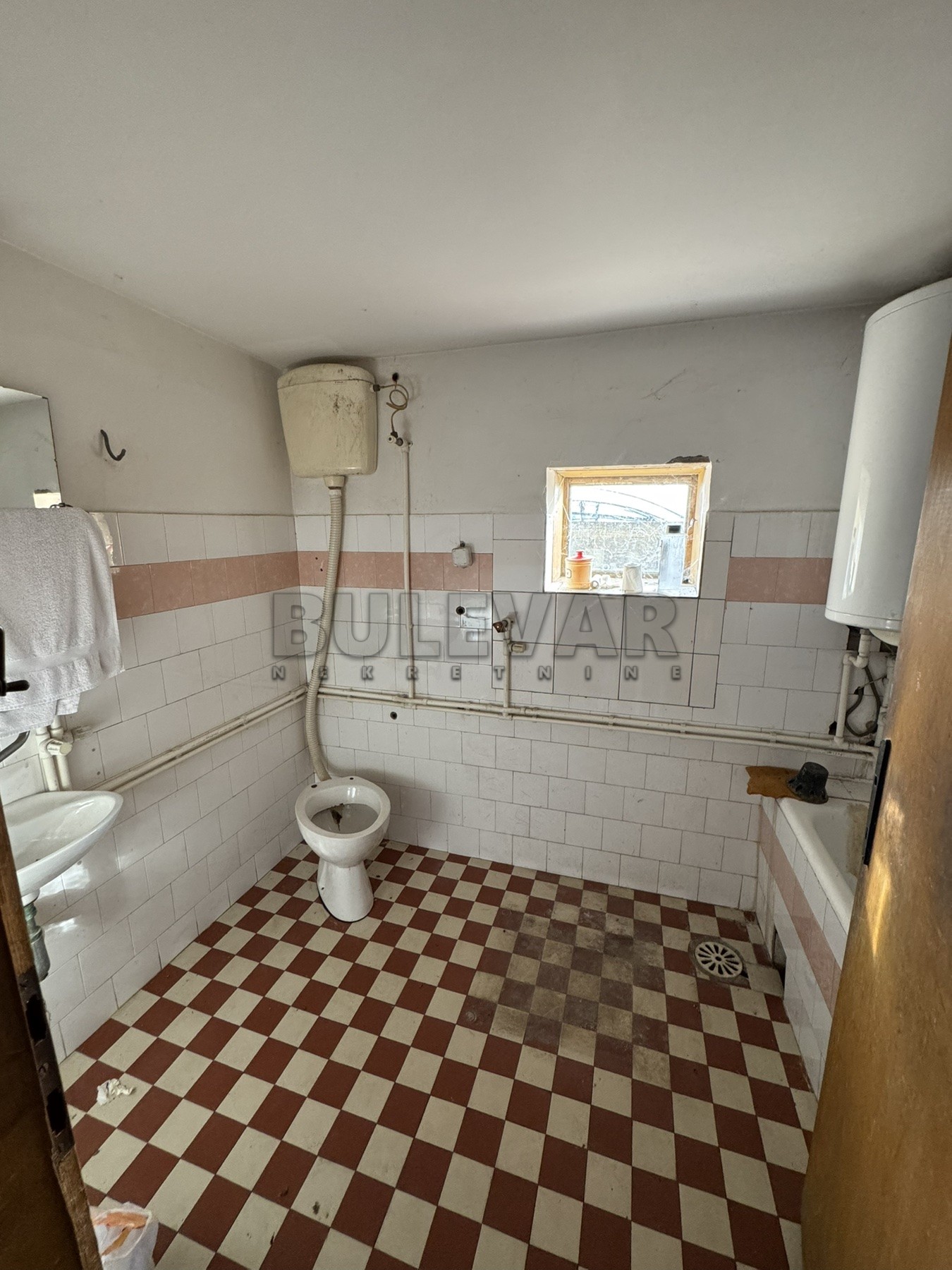 četvorosobna kuća, 144 m2, Palilula, Novo selo ID: p-012993 3