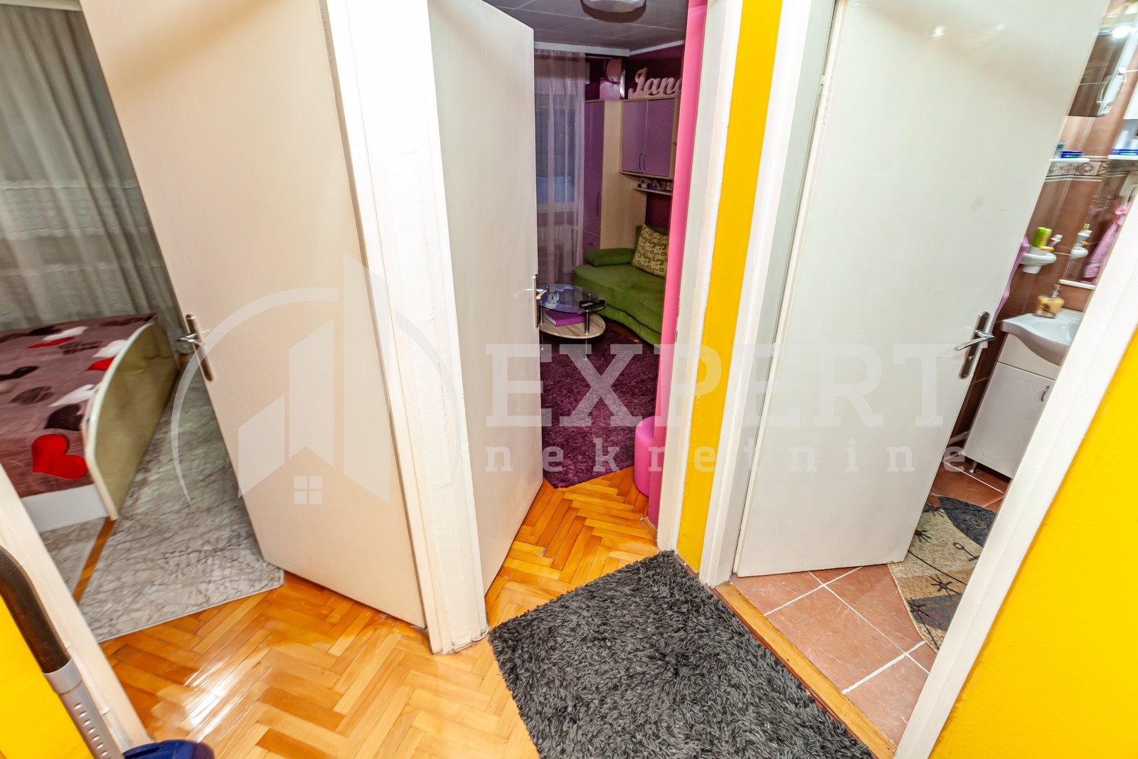 Trosoban stan, 77 m2, Dom zdravlja, Bulevar Nemanjića ID: p-013010 15