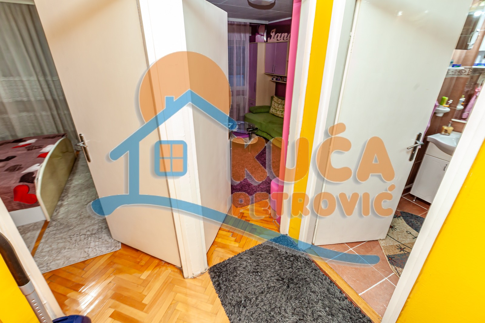 Trosoban stan, 77 m2, Dom zdravlja, Bulevar Nemanjića ID: p-013010 15