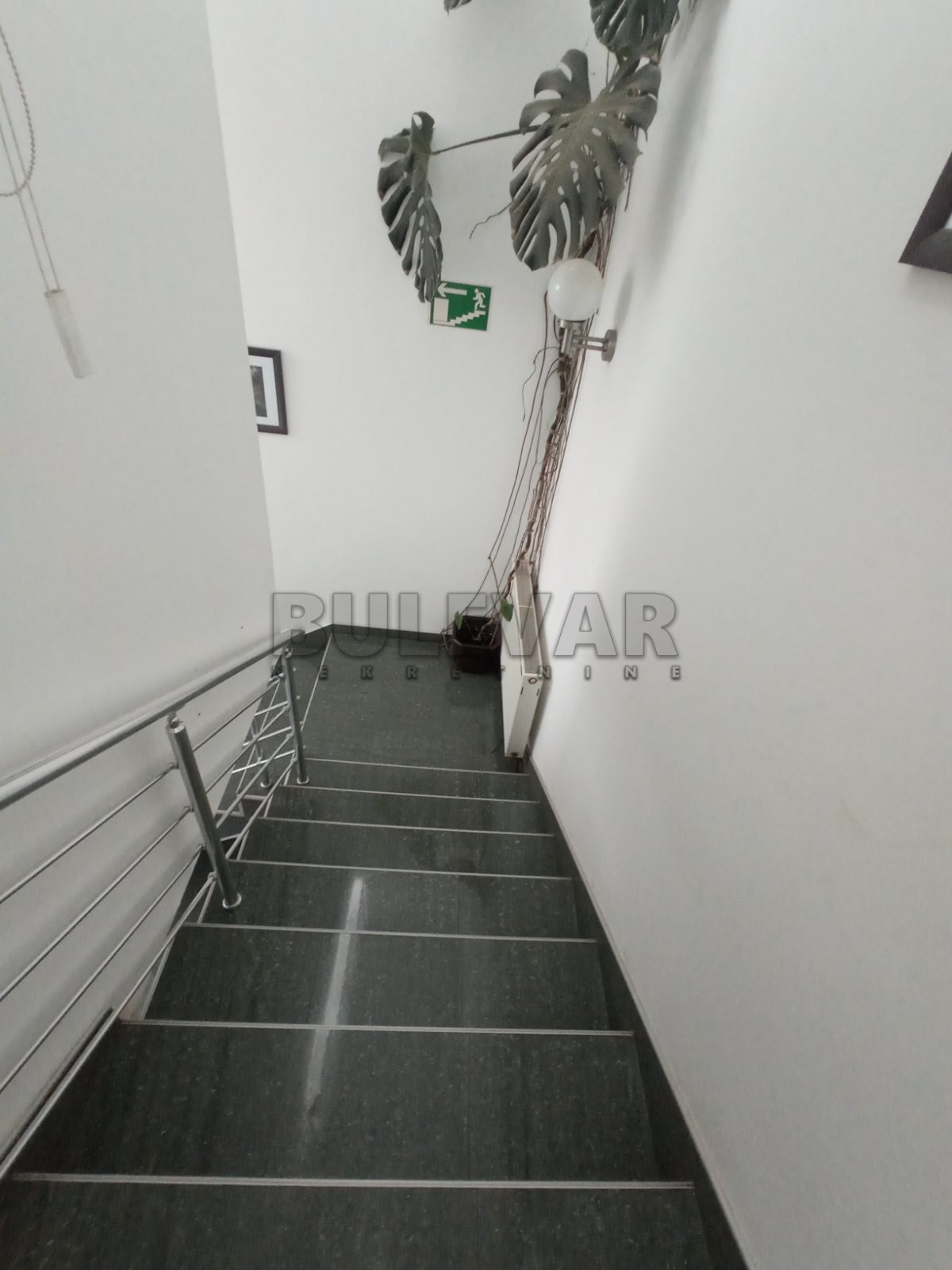 Lokal, 2500 m2, Centar, Hadžićeva ID: i-012947 20