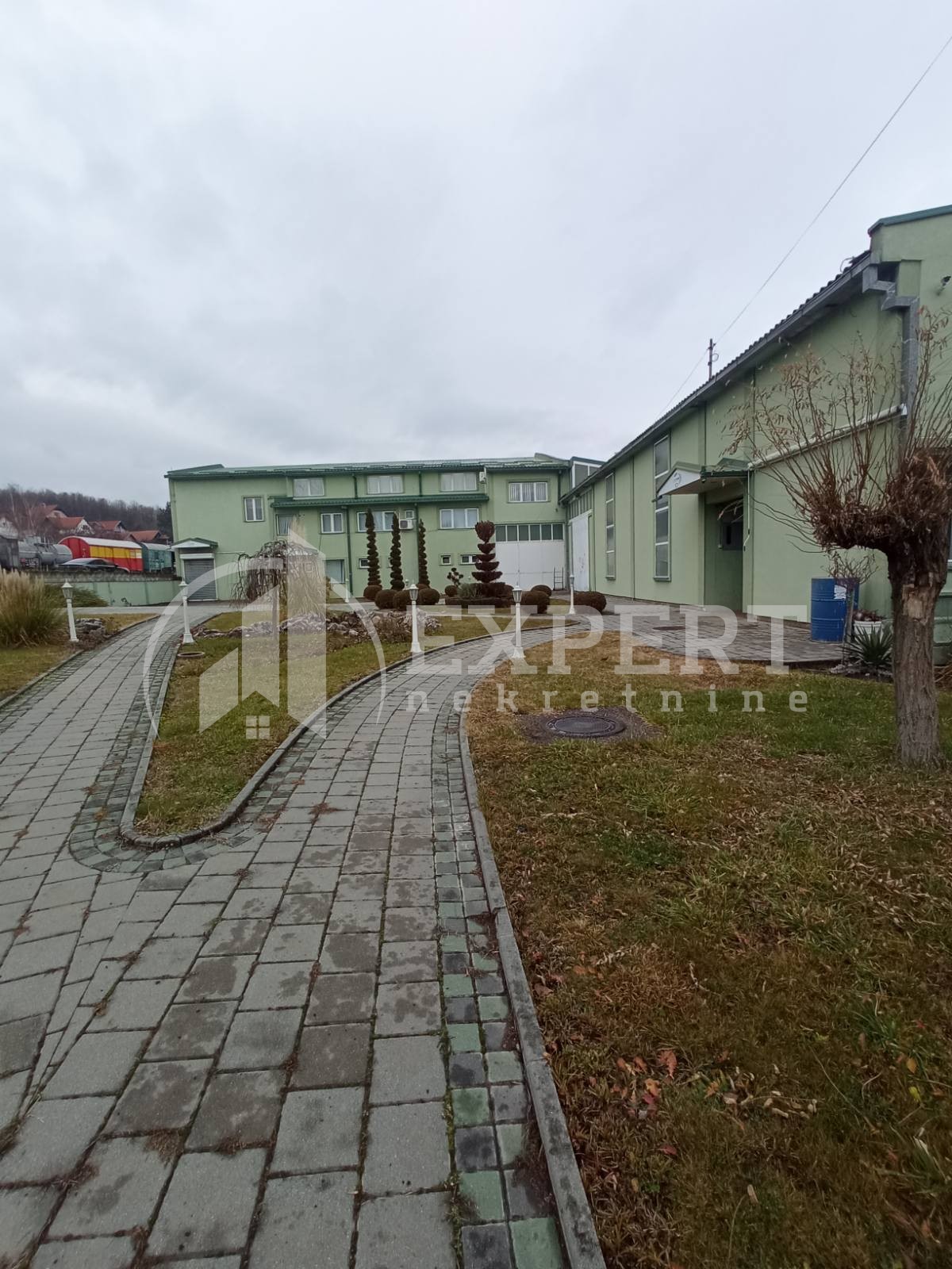 Lokal, 2500 m2, Centar, Hadžićeva ID: i-012947 7