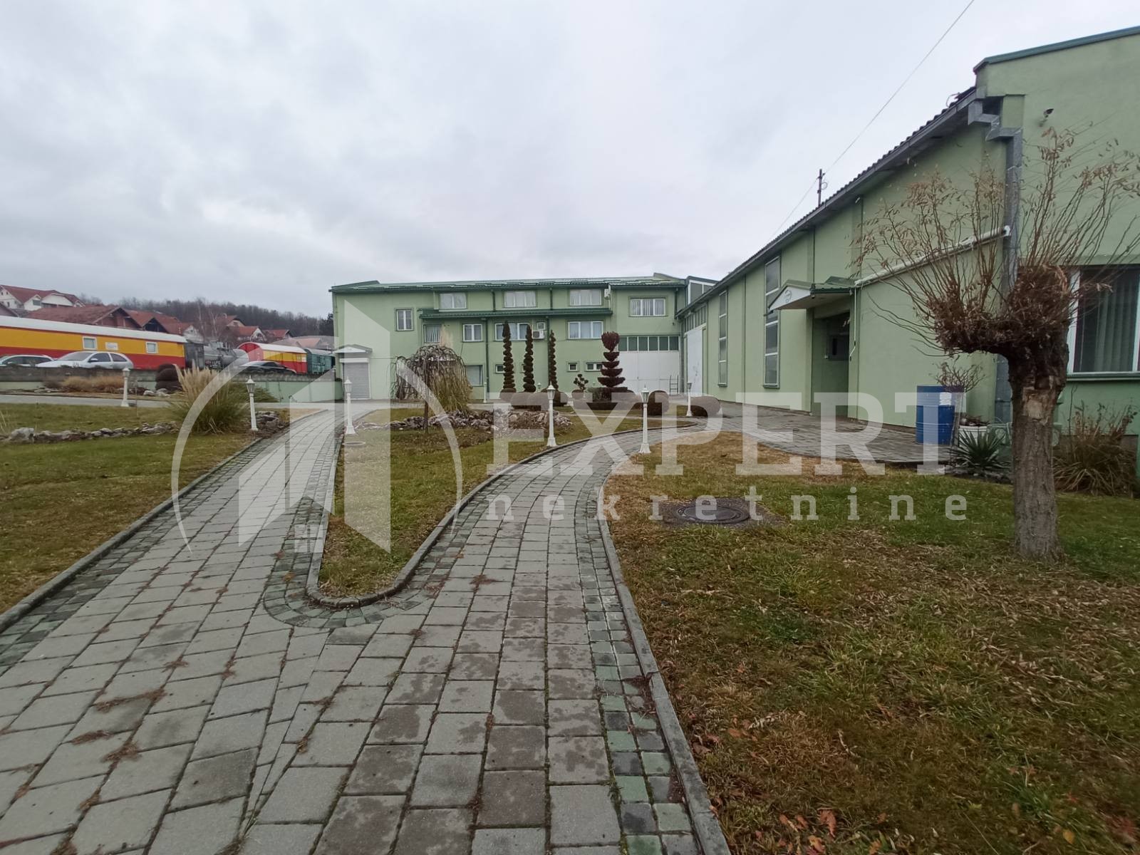 Lokal, 2500 m2, Centar, Hadžićeva ID: i-012947 4