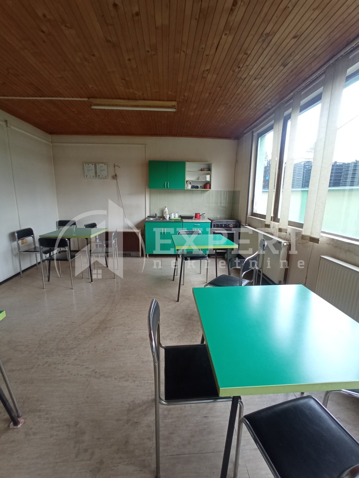 Lokal, 2500 m2, Centar, Hadžićeva ID: i-012947 48