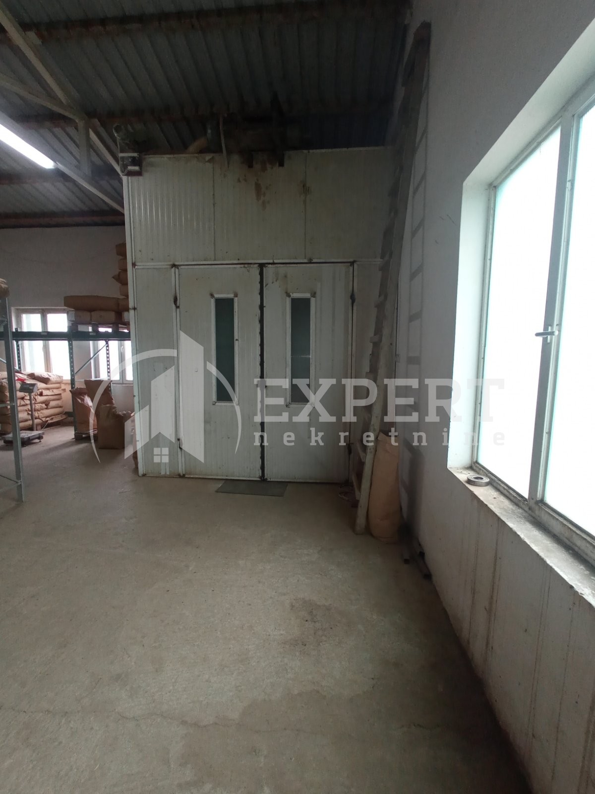 Lokal, 2500 m2, Centar, Hadžićeva ID: i-012947 28