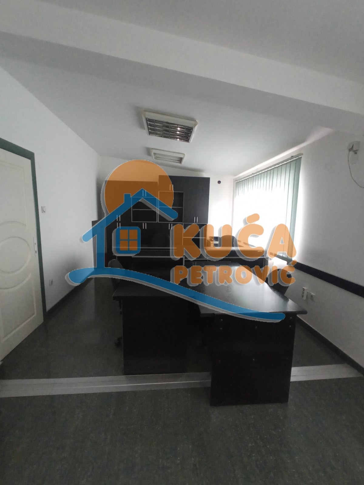 Lokal, 2500 m2, Centar, Hadžićeva ID: i-012947 13