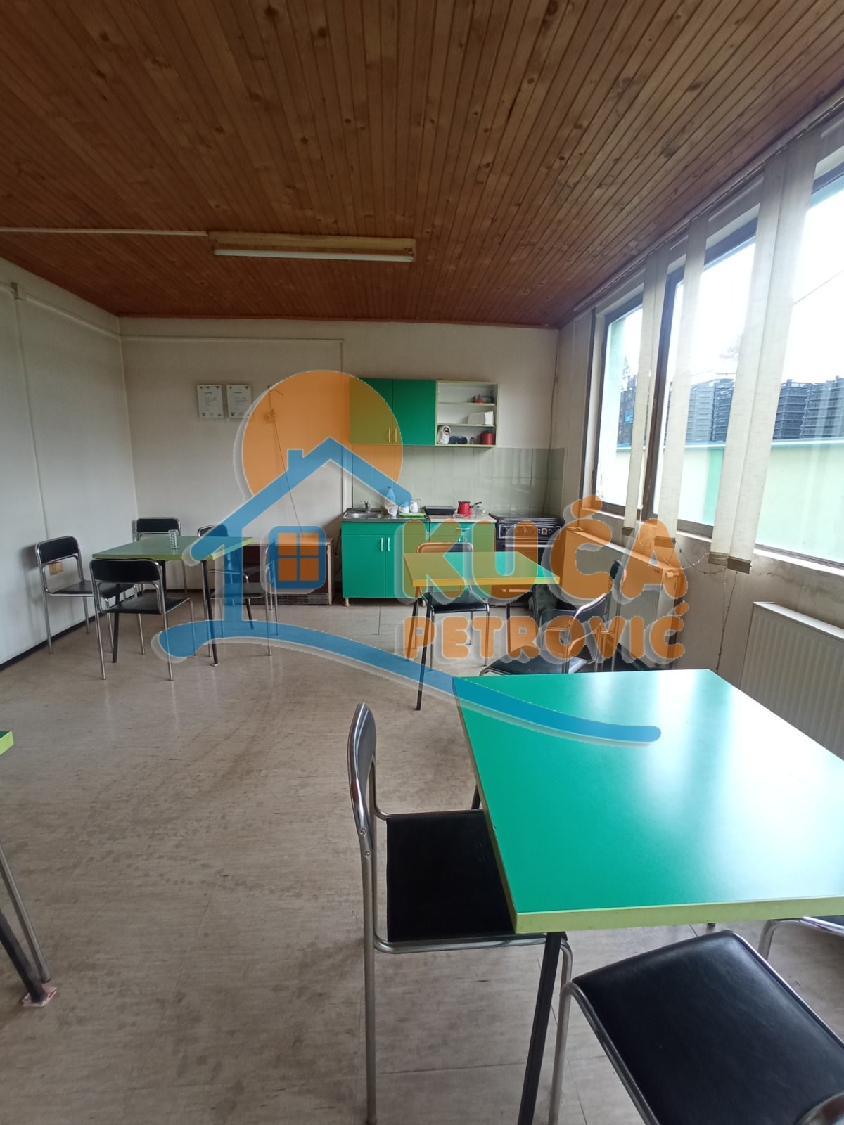 Lokal, 2500 m2, Centar, Hadžićeva ID: i-012947 48
