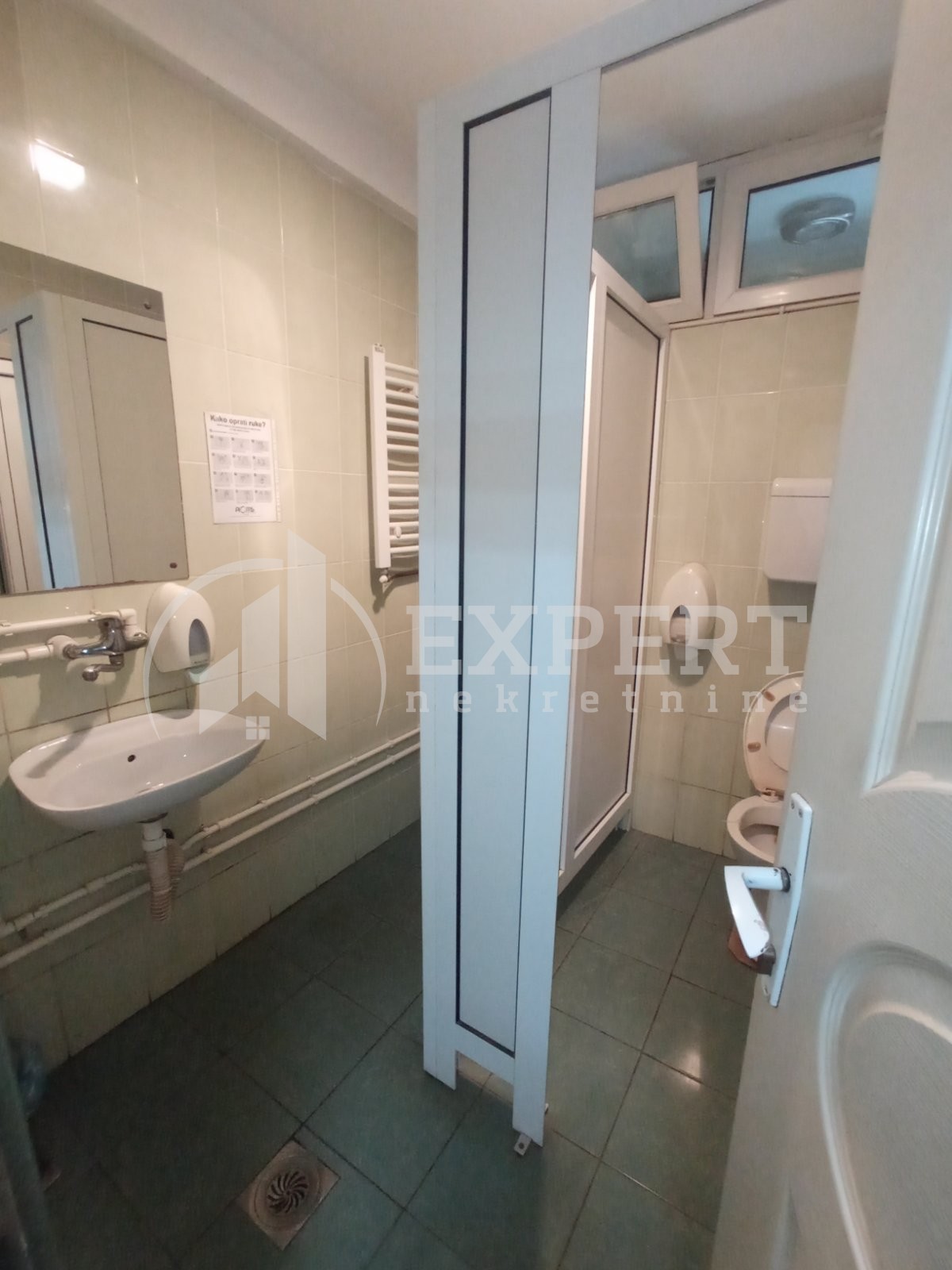 Lokal, 2500 m2, Centar, Hadžićeva ID: i-012947 29