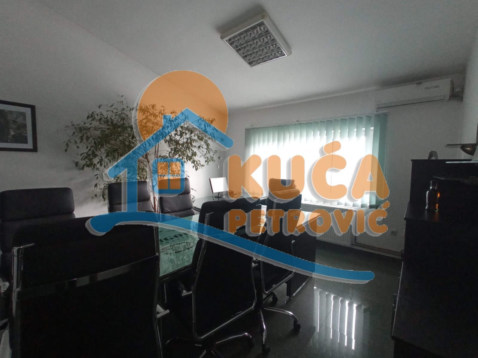 Lokal, 2500 m2, Centar, Hadžićeva ID: i-012947 11
