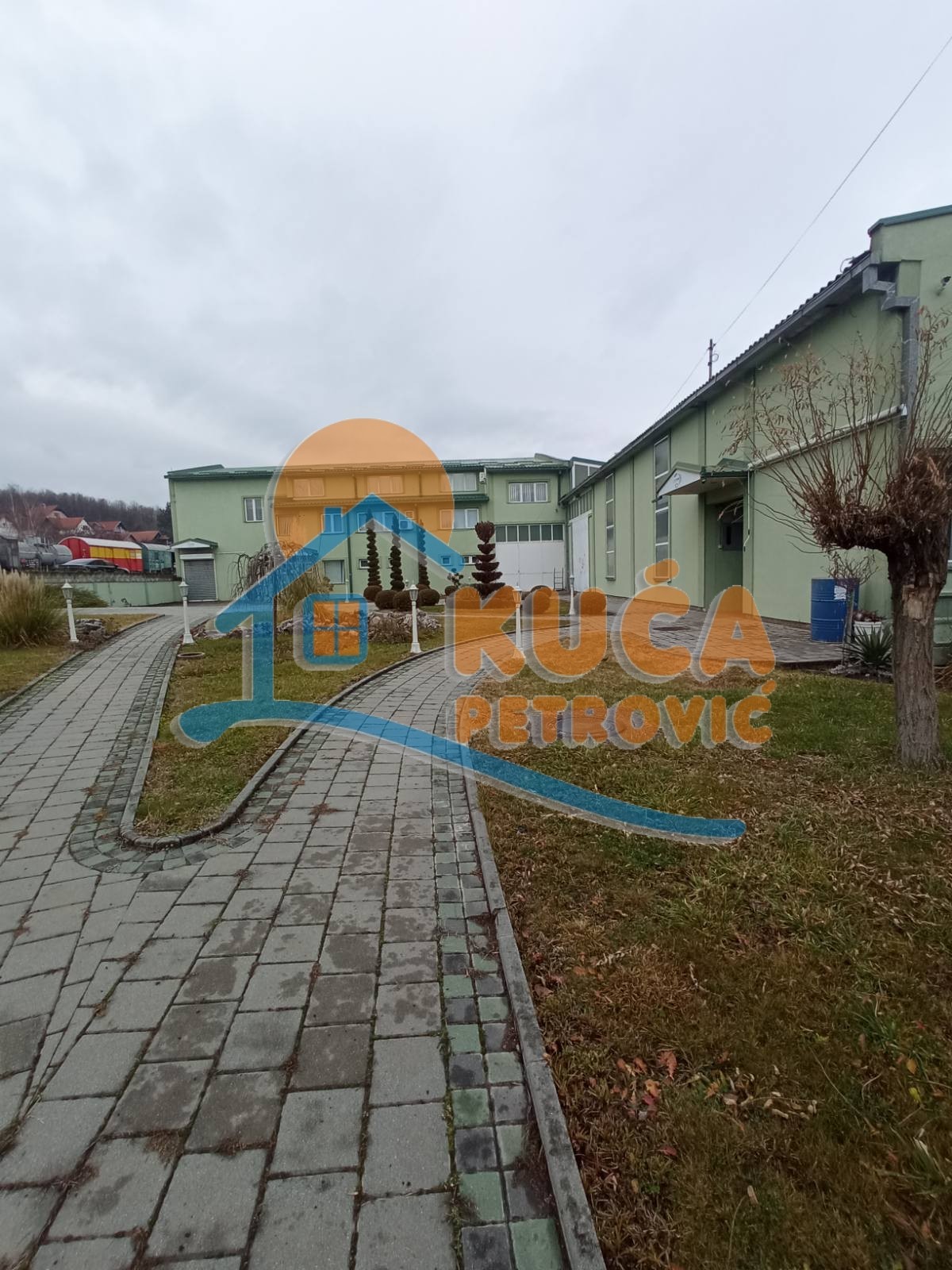 Lokal, 2500 m2, Centar, Hadžićeva ID: i-012947 7