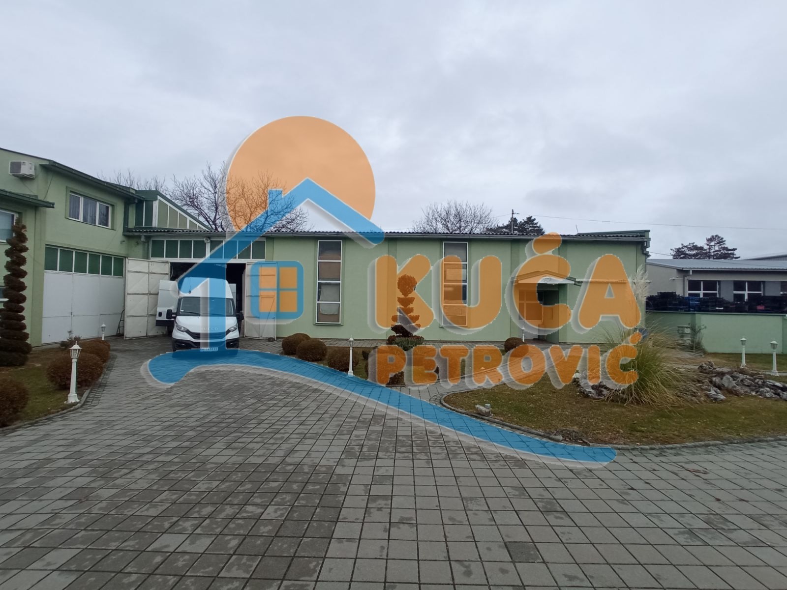 Lokal, 2500 m2, Centar, Hadžićeva ID: i-012947 9