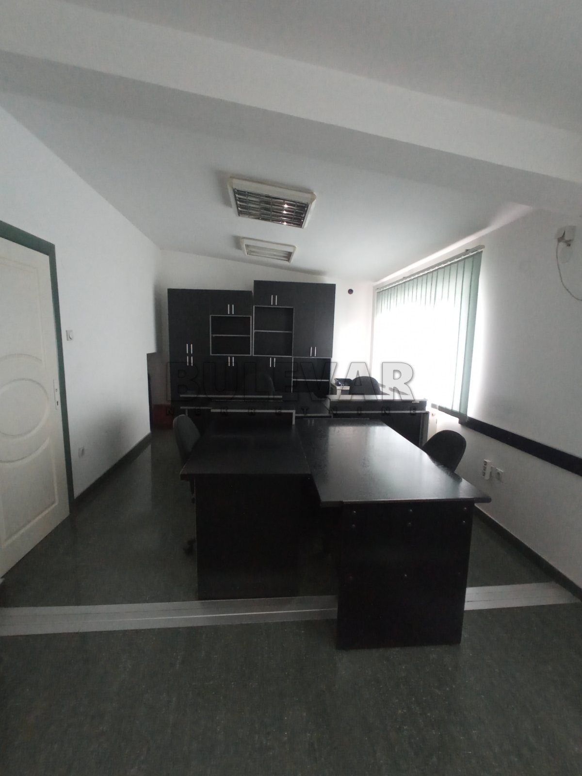 Lokal, 2500 m2, Centar, Hadžićeva ID: i-012947 13