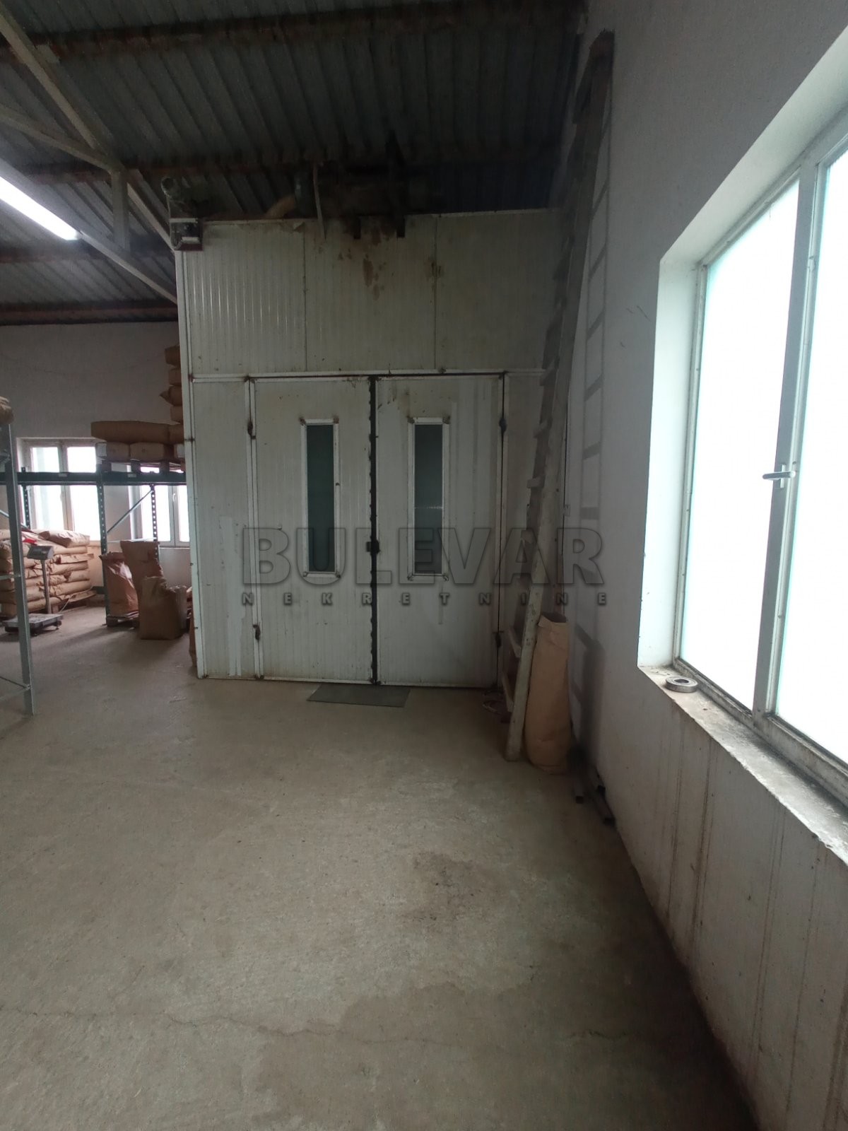 Lokal, 2500 m2, Centar, Hadžićeva ID: i-012947 28