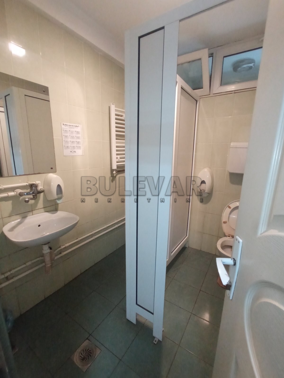 Lokal, 2500 m2, Centar, Hadžićeva ID: i-012947 29