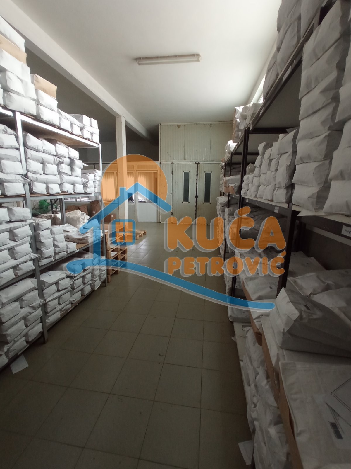 Lokal, 2500 m2, Centar, Hadžićeva ID: i-012947 40