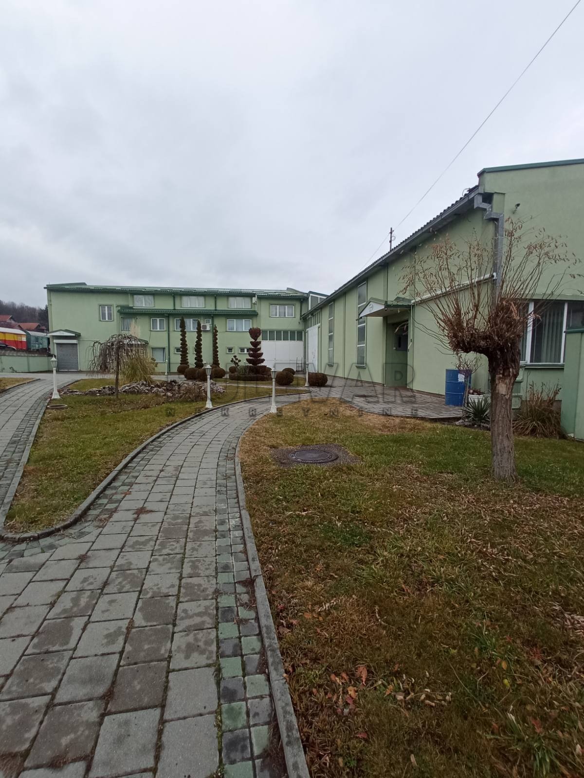 Lokal, 2500 m2, Centar, Hadžićeva ID: i-012947 2