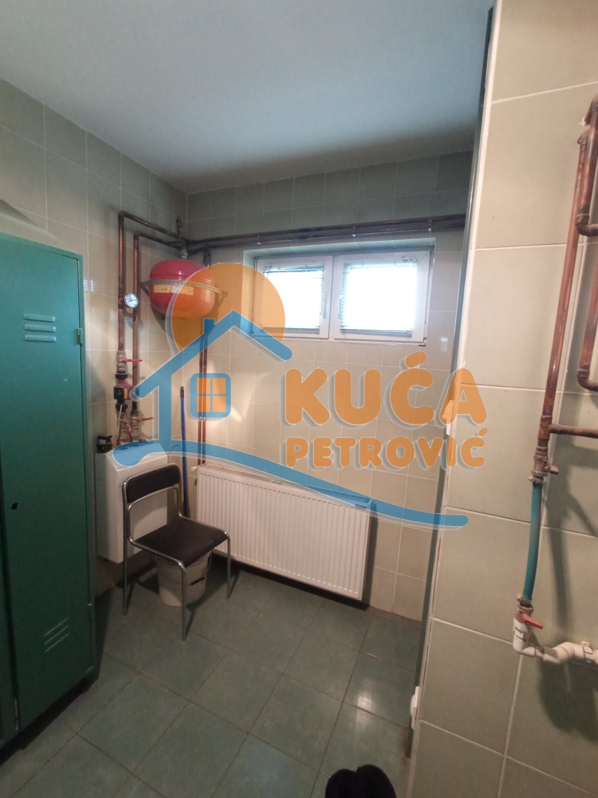 Lokal, 2500 m2, Centar, Hadžićeva ID: i-012947 34