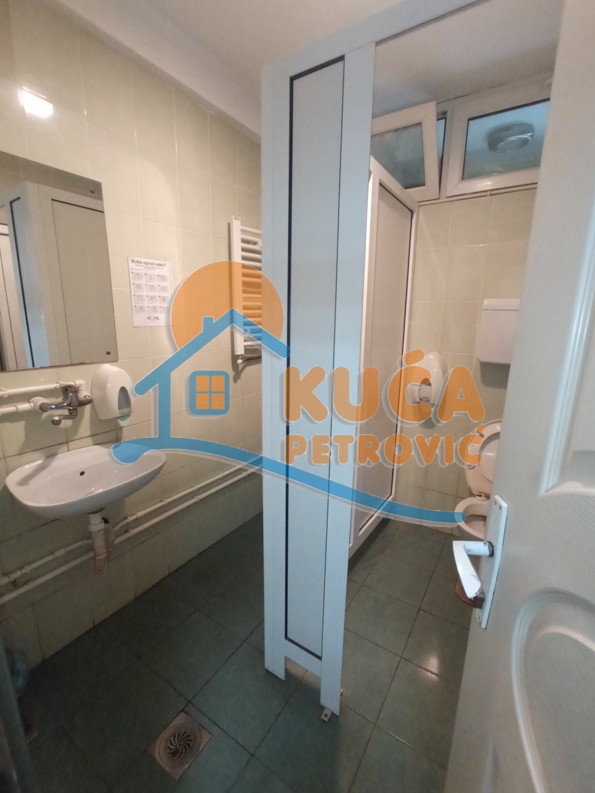 Lokal, 2500 m2, Centar, Hadžićeva ID: i-012947 29