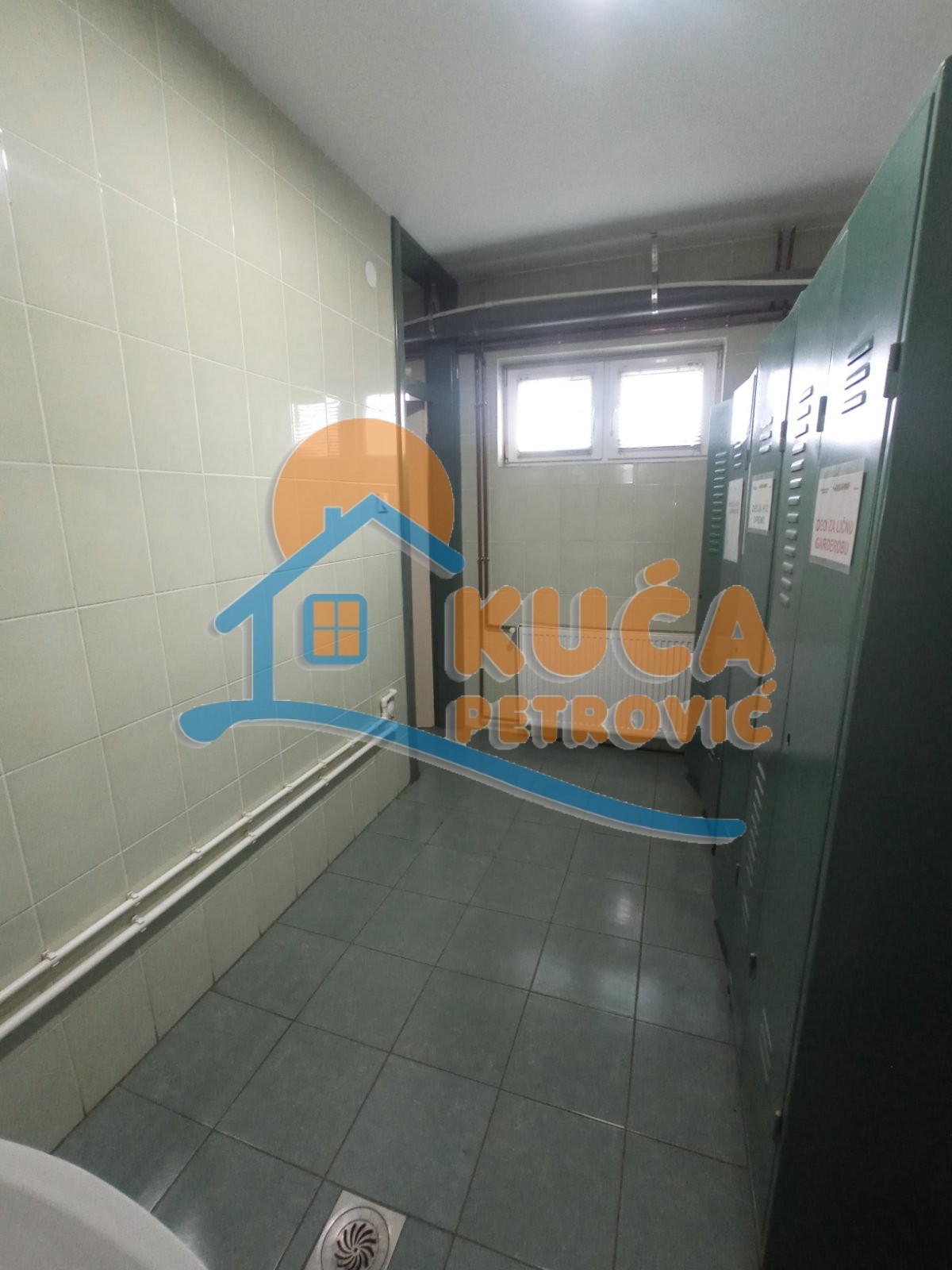 Lokal, 2500 m2, Centar, Hadžićeva ID: i-012947 30