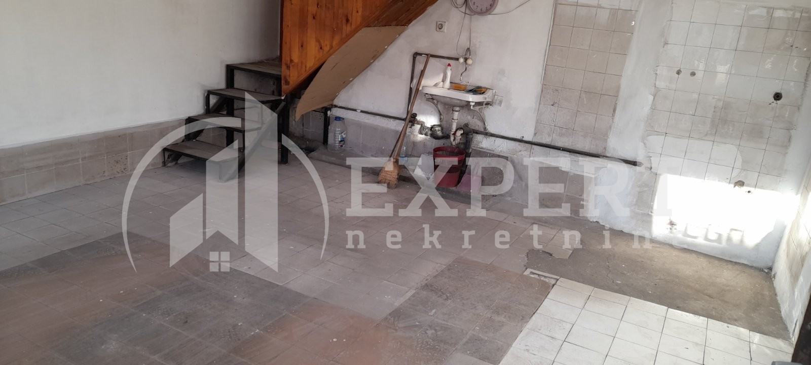 Lokal, 46 m2, Šojka, Obilićev venac ID: p-013019 4