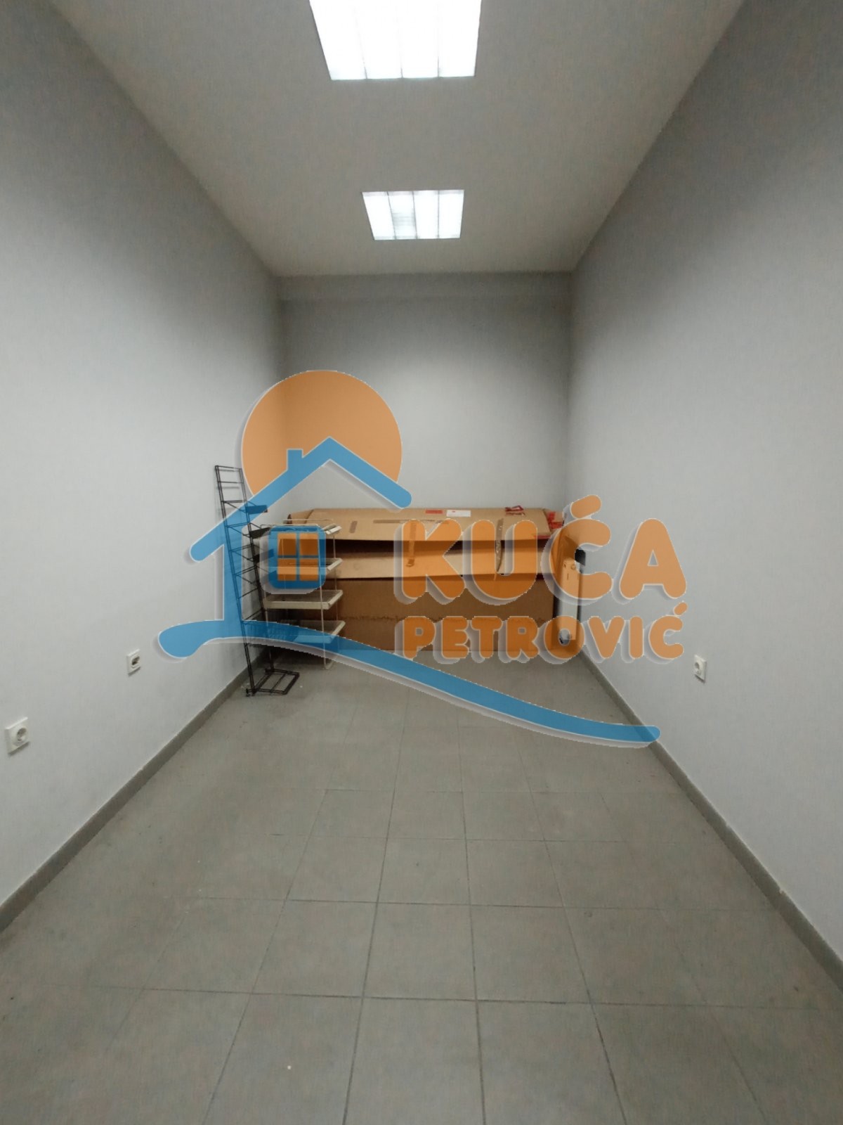 Lokal, 760 m2, Vrtište, Čamurlijski put ID: i-013014 14