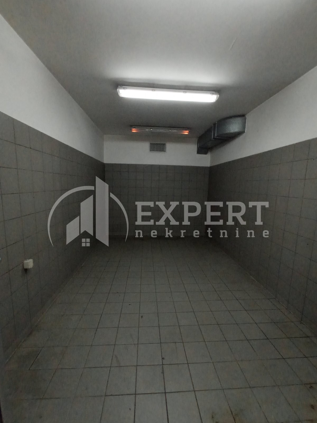 Lokal, 760 m2, Vrtište, Čamurlijski put ID: i-013014 17