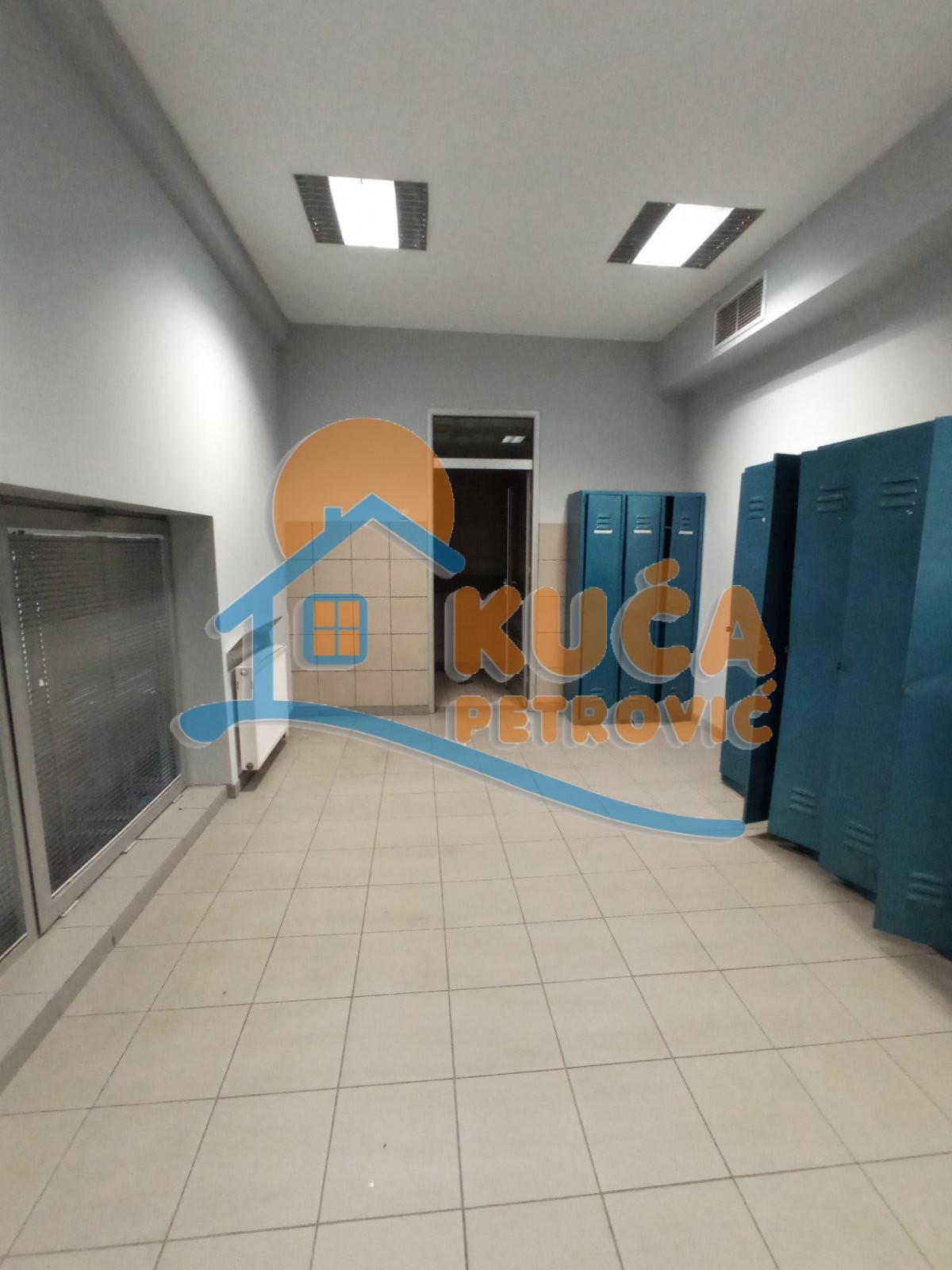 Lokal, 760 m2, Vrtište, Čamurlijski put ID: i-013014 19