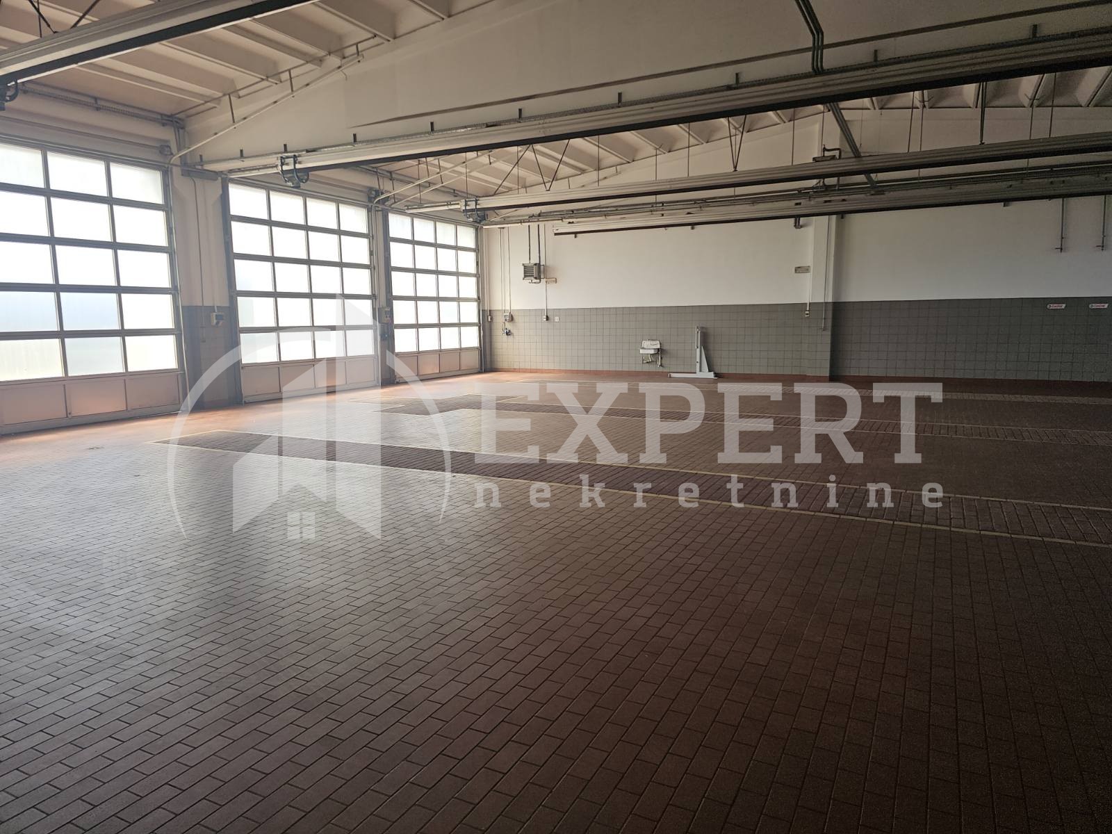 Lokal, 760 m2, Vrtište, Čamurlijski put ID: i-013014 4