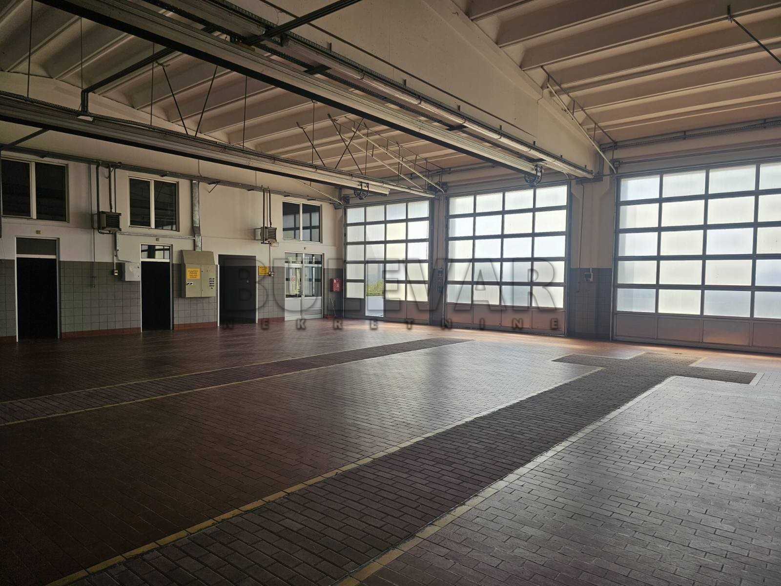 Lokal, 760 m2, Vrtište, Čamurlijski put ID: i-013014 5