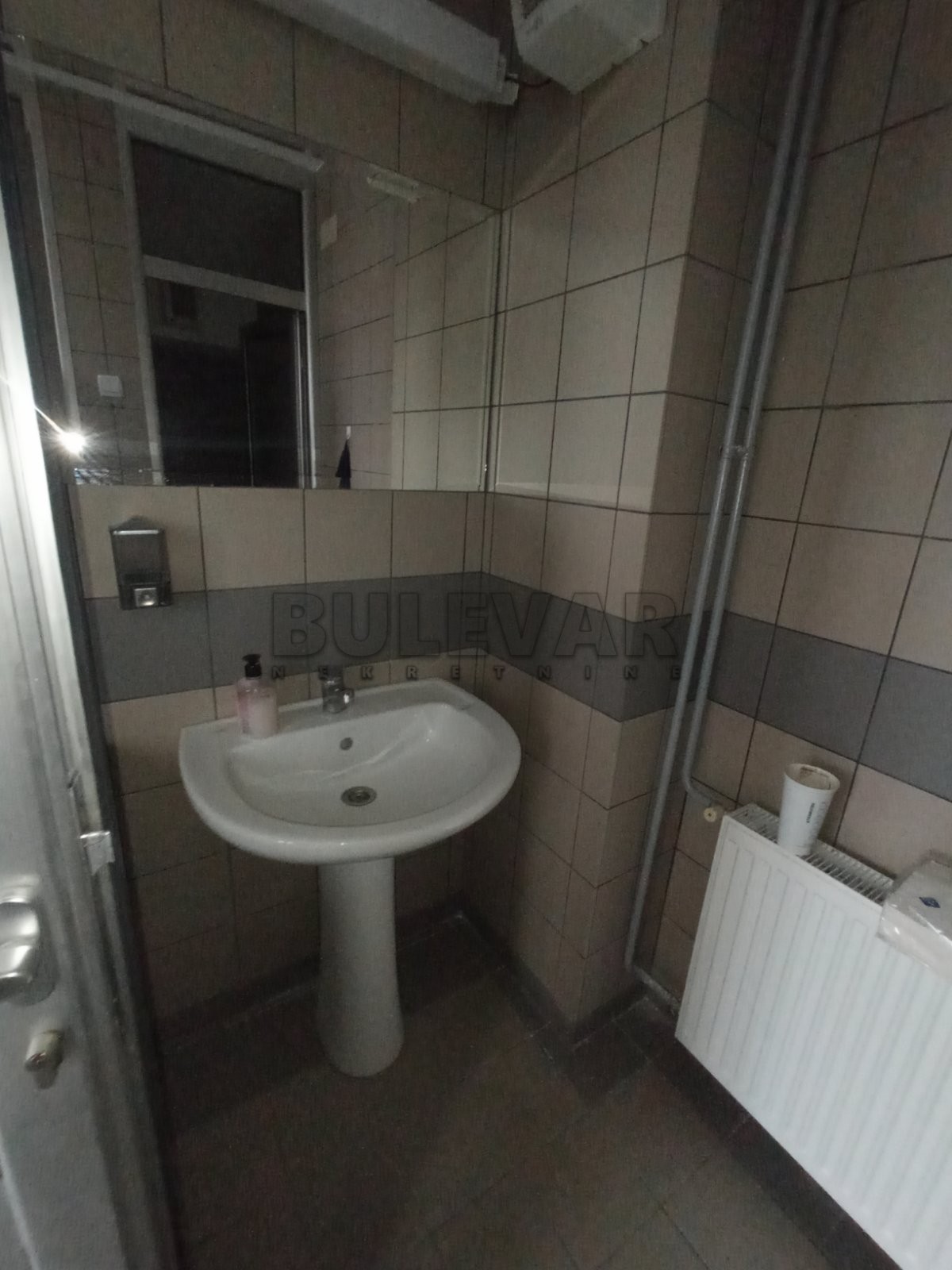Lokal, 760 m2, Vrtište, Čamurlijski put ID: i-013014 25