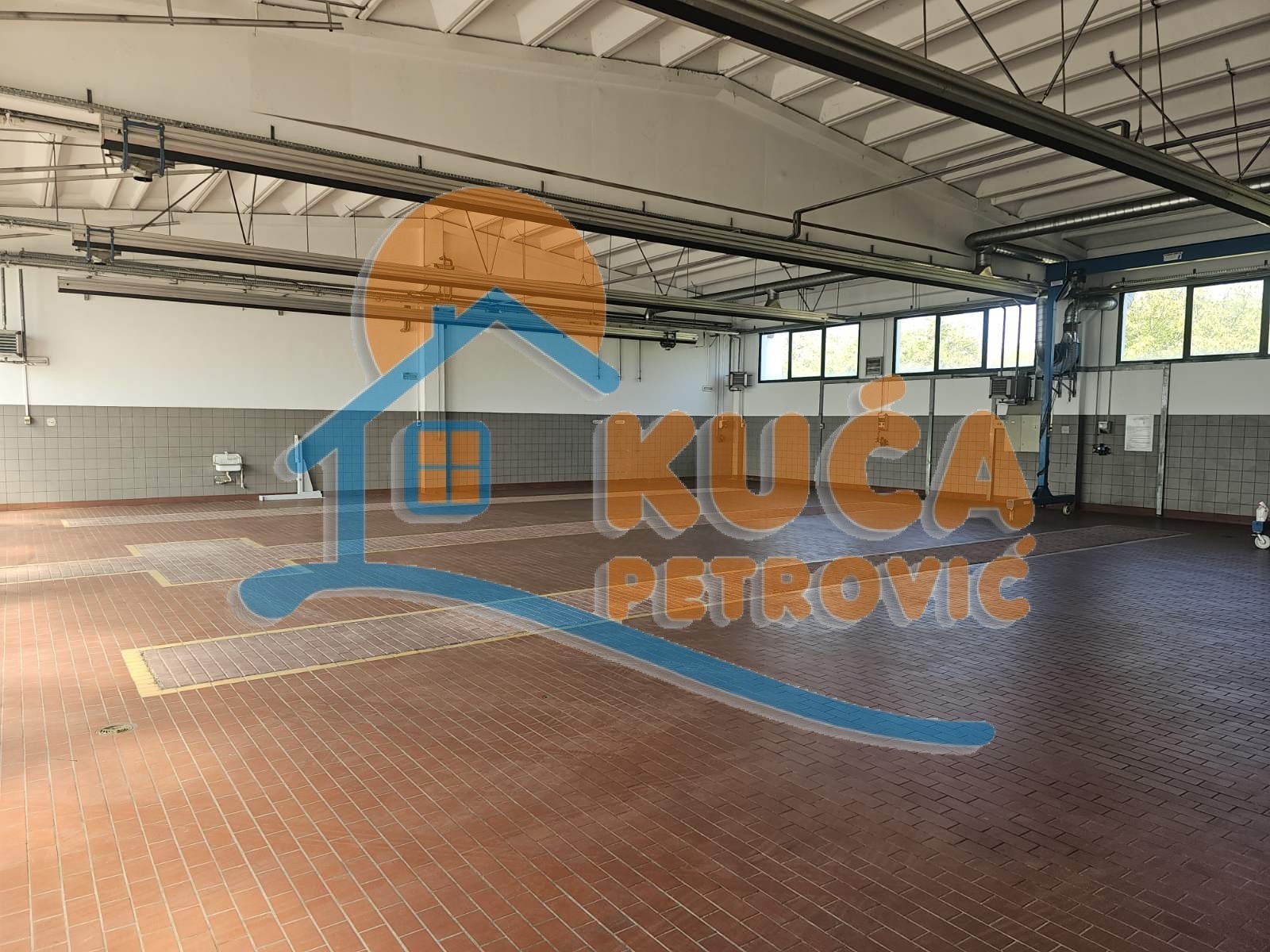 Lokal, 760 m2, Vrtište, Čamurlijski put ID: i-013014 1