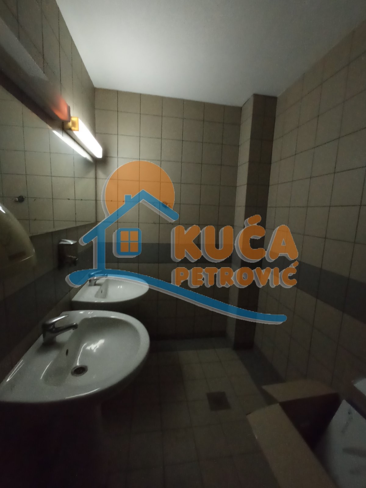 Lokal, 760 m2, Vrtište, Čamurlijski put ID: i-013014 23