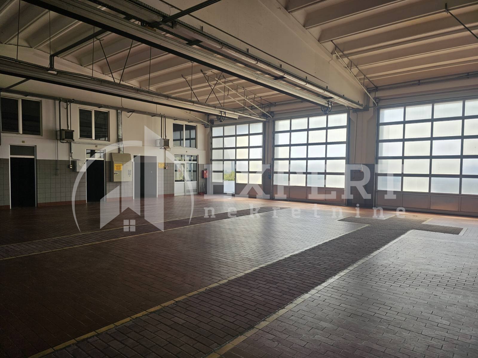 Lokal, 760 m2, Vrtište, Čamurlijski put ID: i-013014 5