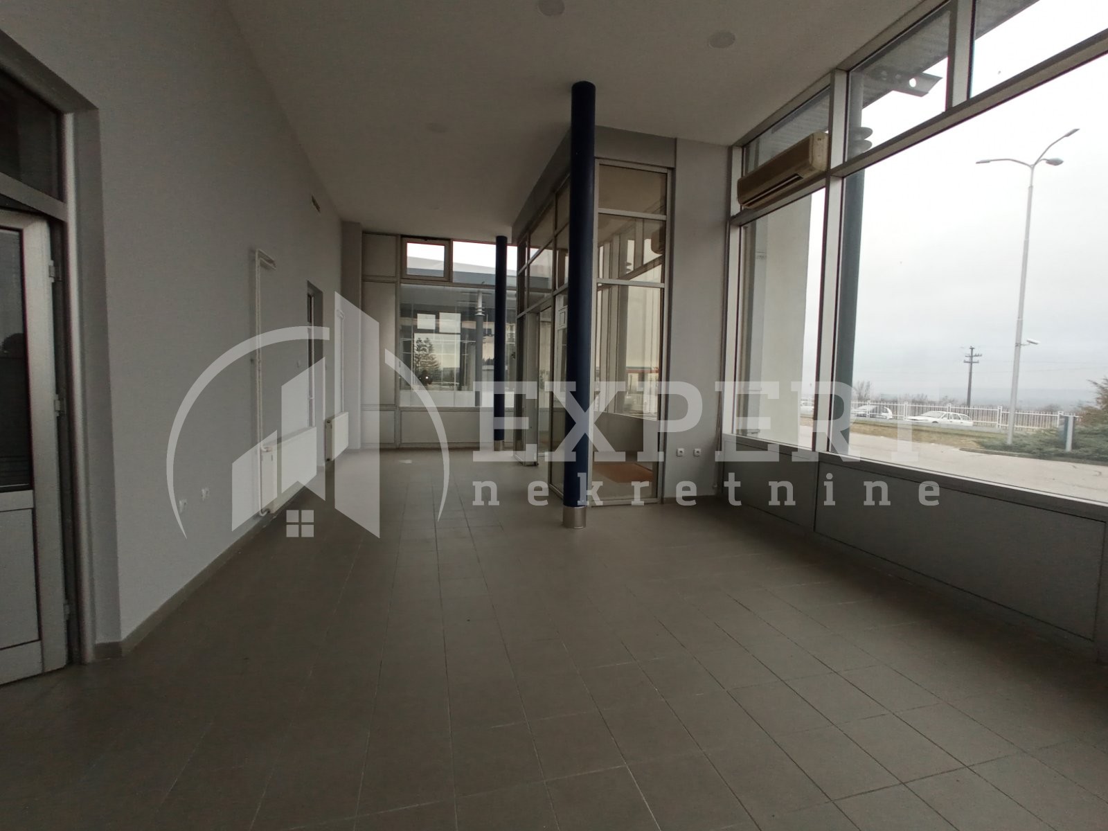 Lokal, 760 m2, Vrtište, Čamurlijski put ID: i-013014 7