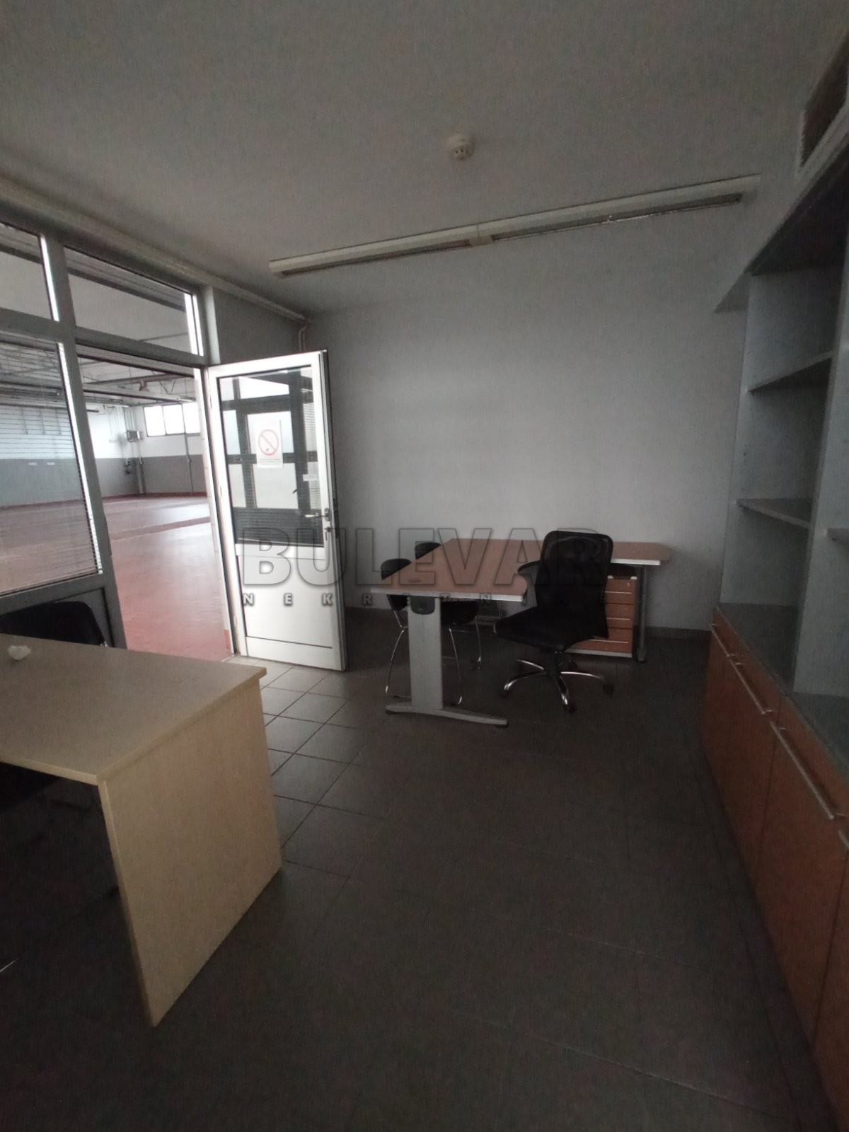 Lokal, 760 m2, Vrtište, Čamurlijski put ID: i-013014 15