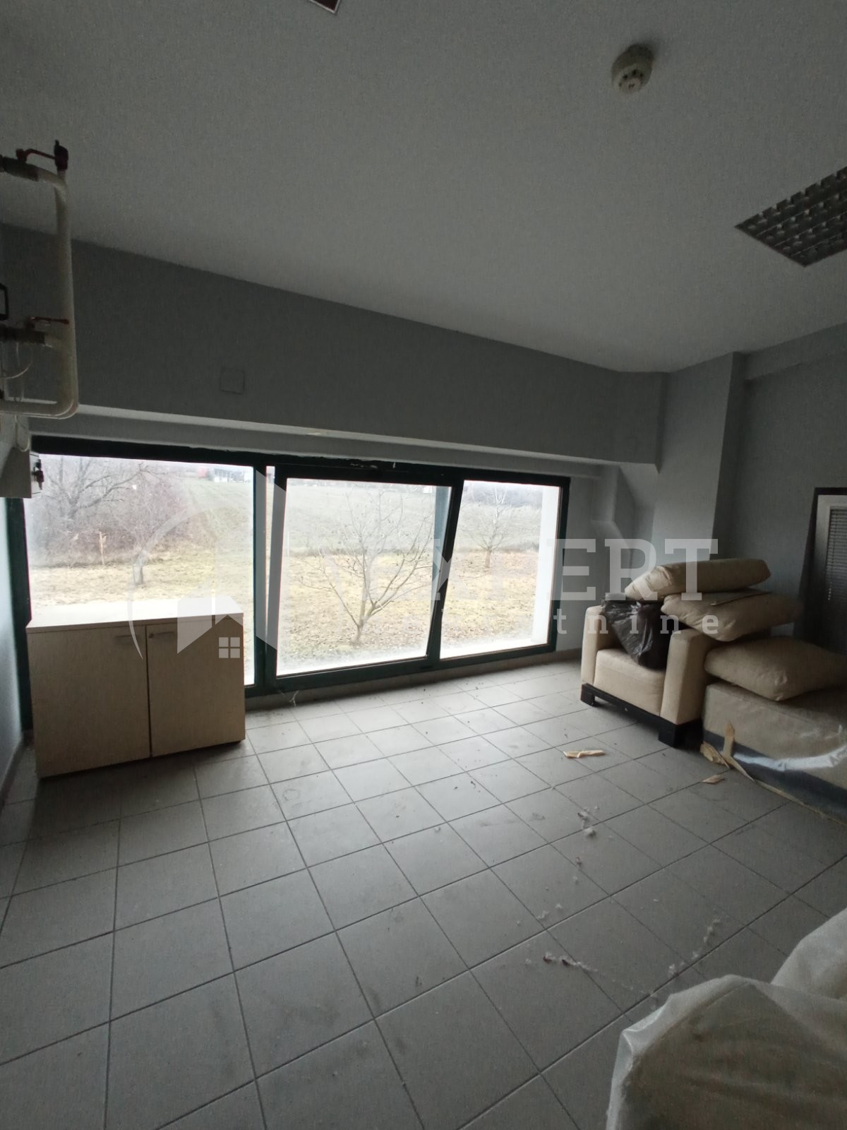 Lokal, 760 m2, Vrtište, Čamurlijski put ID: i-013014 12