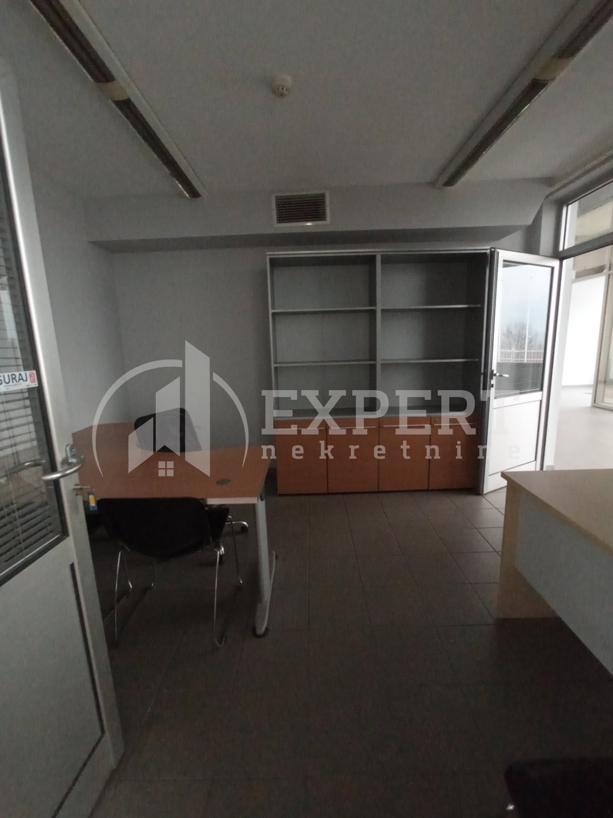 Lokal, 760 m2, Vrtište, Čamurlijski put ID: i-013014 13