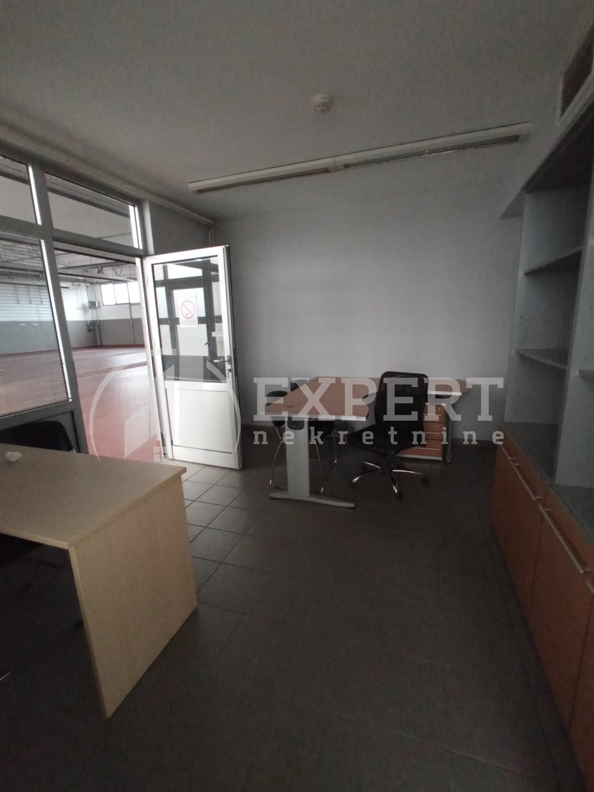 Lokal, 760 m2, Vrtište, Čamurlijski put ID: i-013014 15