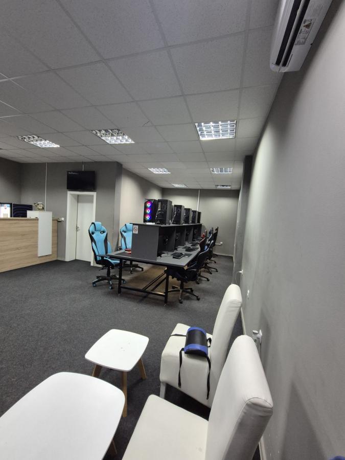 Lokal u novogradnji 4