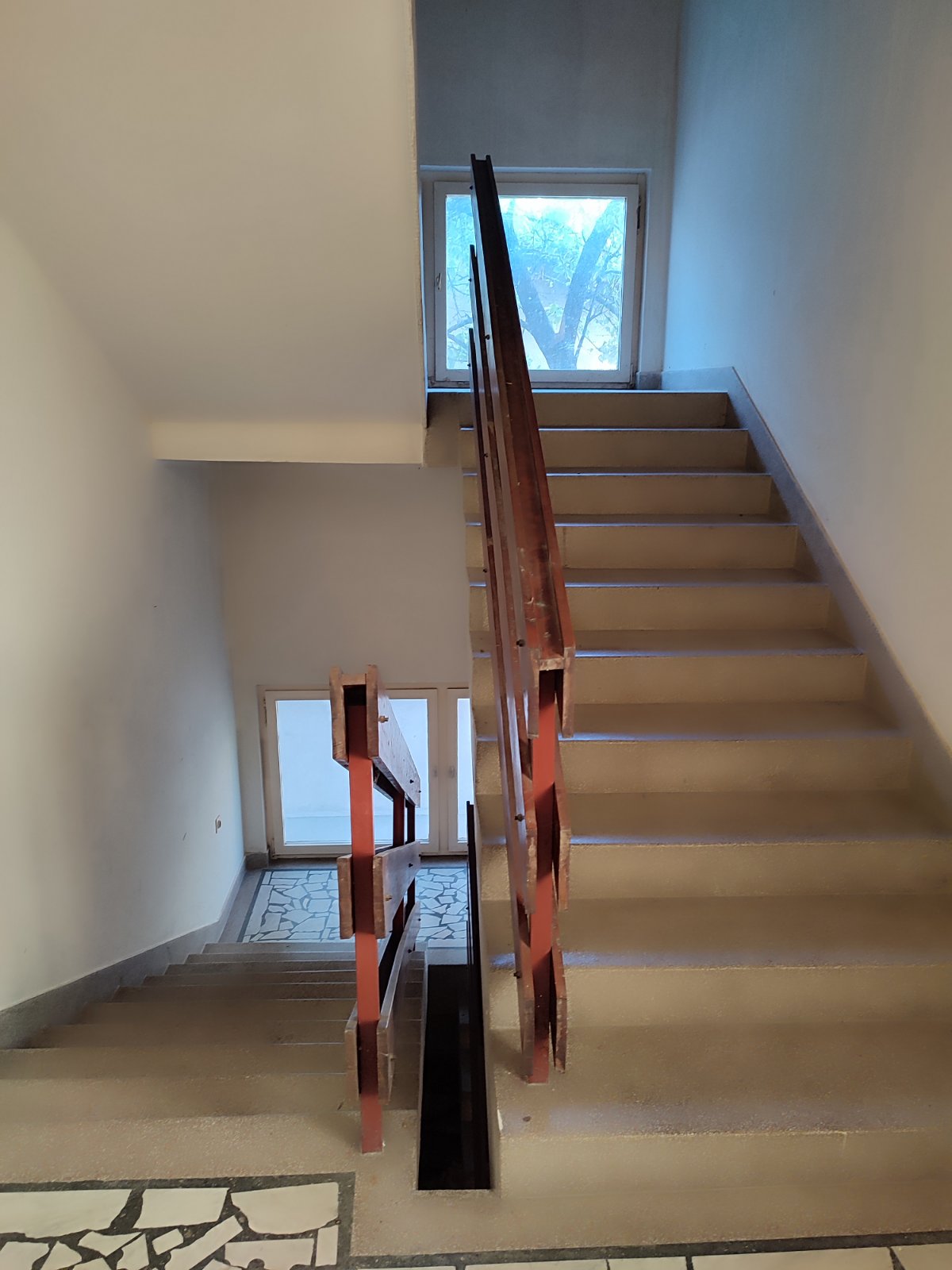 Prodajem kucu u Sremskoj Mitrovici 2