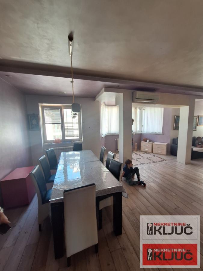 FUTOŠKA PIJACA, 174m2, Duplex-Namešten, Parking 2