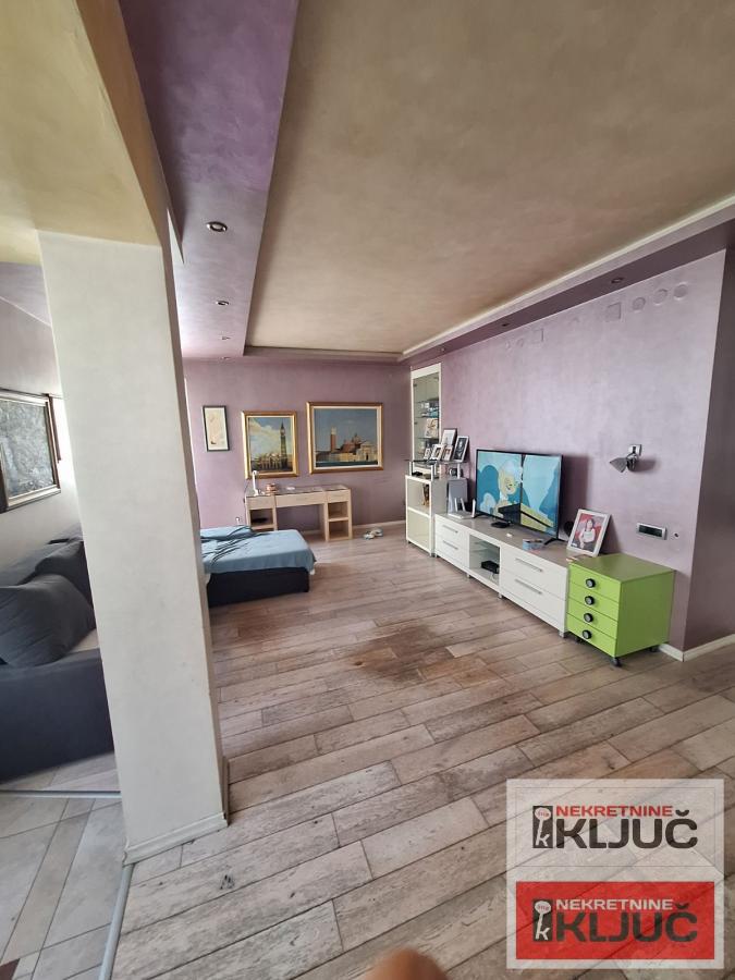 FUTOŠKA PIJACA, 174m2, Duplex-Namešten, Parking 10