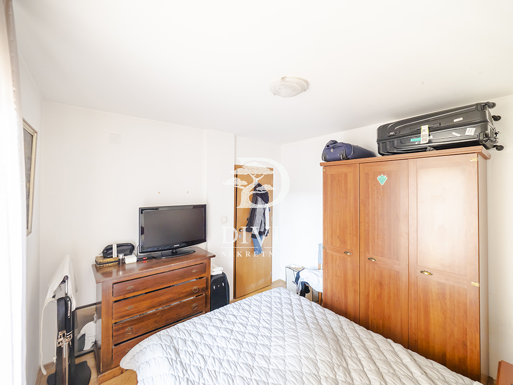 Prodajemo odličan 3 0 stan na Vračaru  Neimar 83m2 3