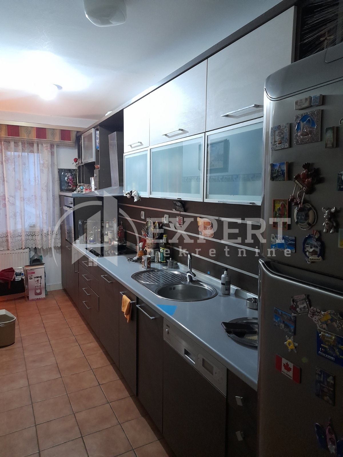 četvorosoban stan, 111 m2, Čair, Prvomajska ID: p-013009 3